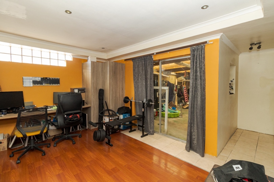 4 Bedroom Property for Sale in Strandfontein Western Cape